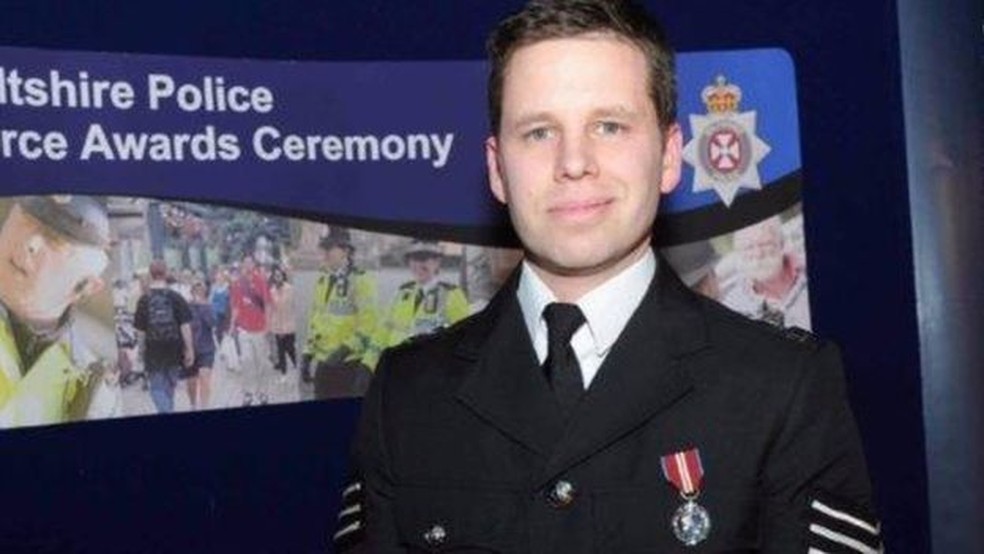 O policial Nick Bailey continua internado em estado grave. (Foto: BBC)