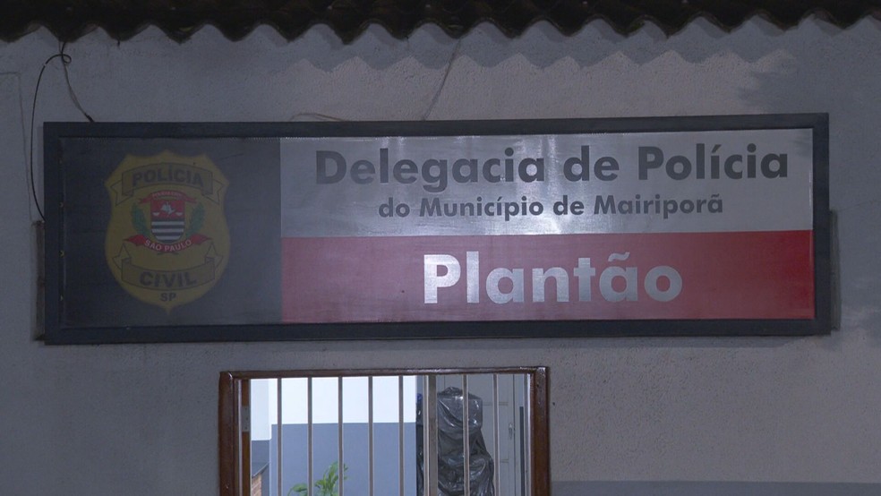 Fachada da Delegacia de Polícia do Município de Mairiporã, na Grande SP — Foto: Reprodução/TV Globo