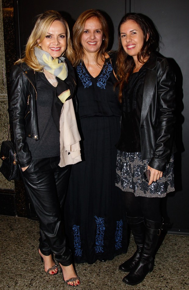 Eliana vai a show com amigas (Foto: Manuela Scarpa/Foto Rio News) Eliana vai a show com amigas (Foto: Manuela Scarpa/Foto Rio News)