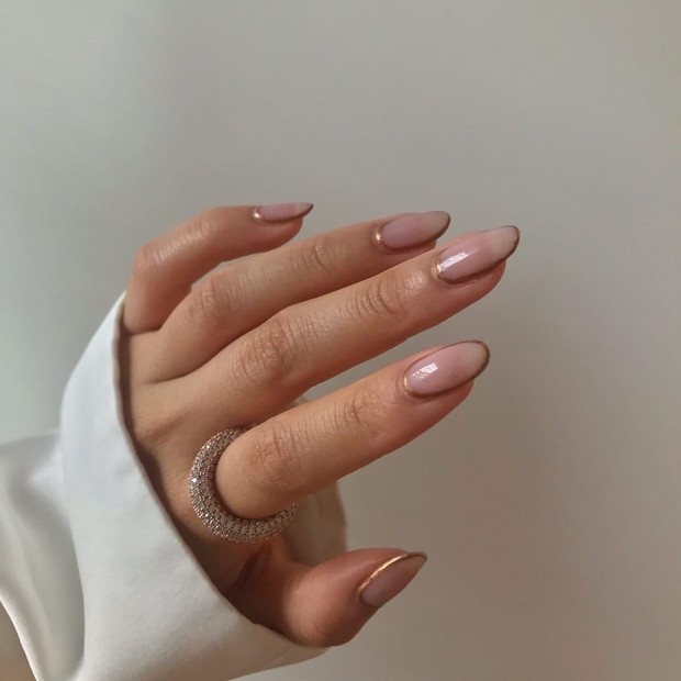 Contour nails são a mania de nail art da vez (Foto: Reprodução Instagram )