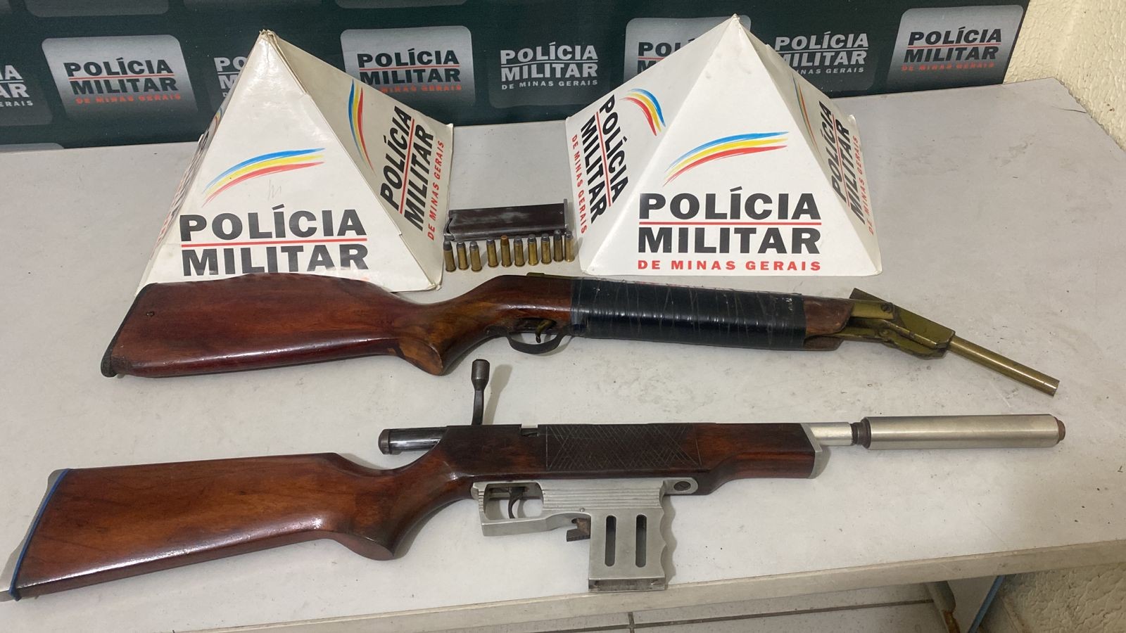 PM apreende rifle com silenciador usado em ameaça em Governador Valadares