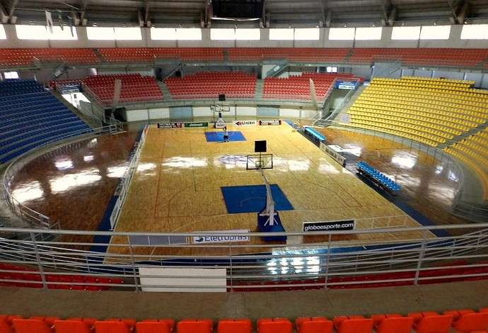 Ginásio Sabiazinho - Arena Tancredo Neves, em Uberlândia (Foto: Andréia Candido/GLOBOESPORTE.COM)