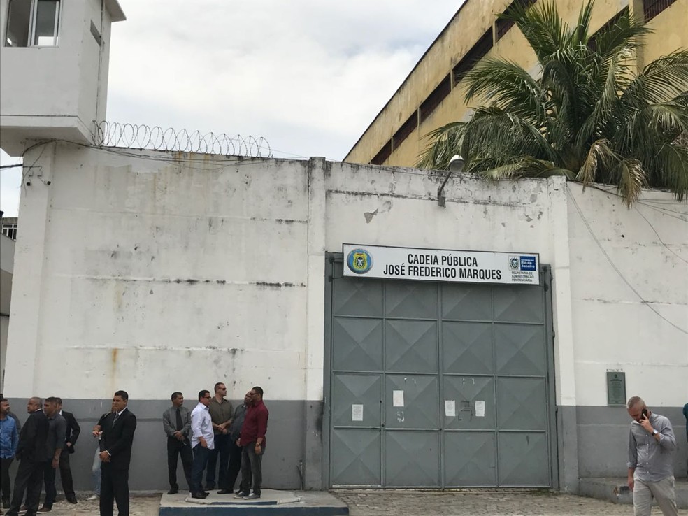 Cadeia Pública José Frederico Marques, onde Cabral está preso (Foto: Henrique Coelho/G1)