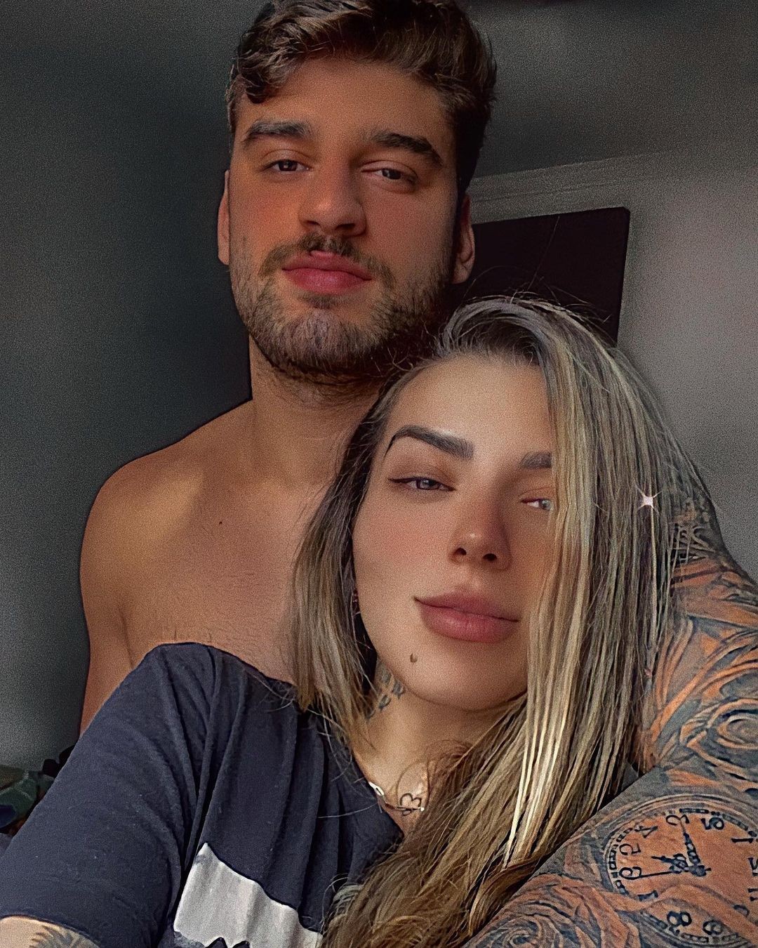 Petra Mattar posa pela primeira vez com o novo namorado, Caio Viturino (Foto: Reprodução / Instagram)