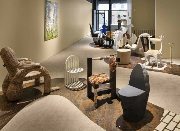 Mostra em NY reúne cadeiras curiosas criadas por designers (Foto: Divulgação)