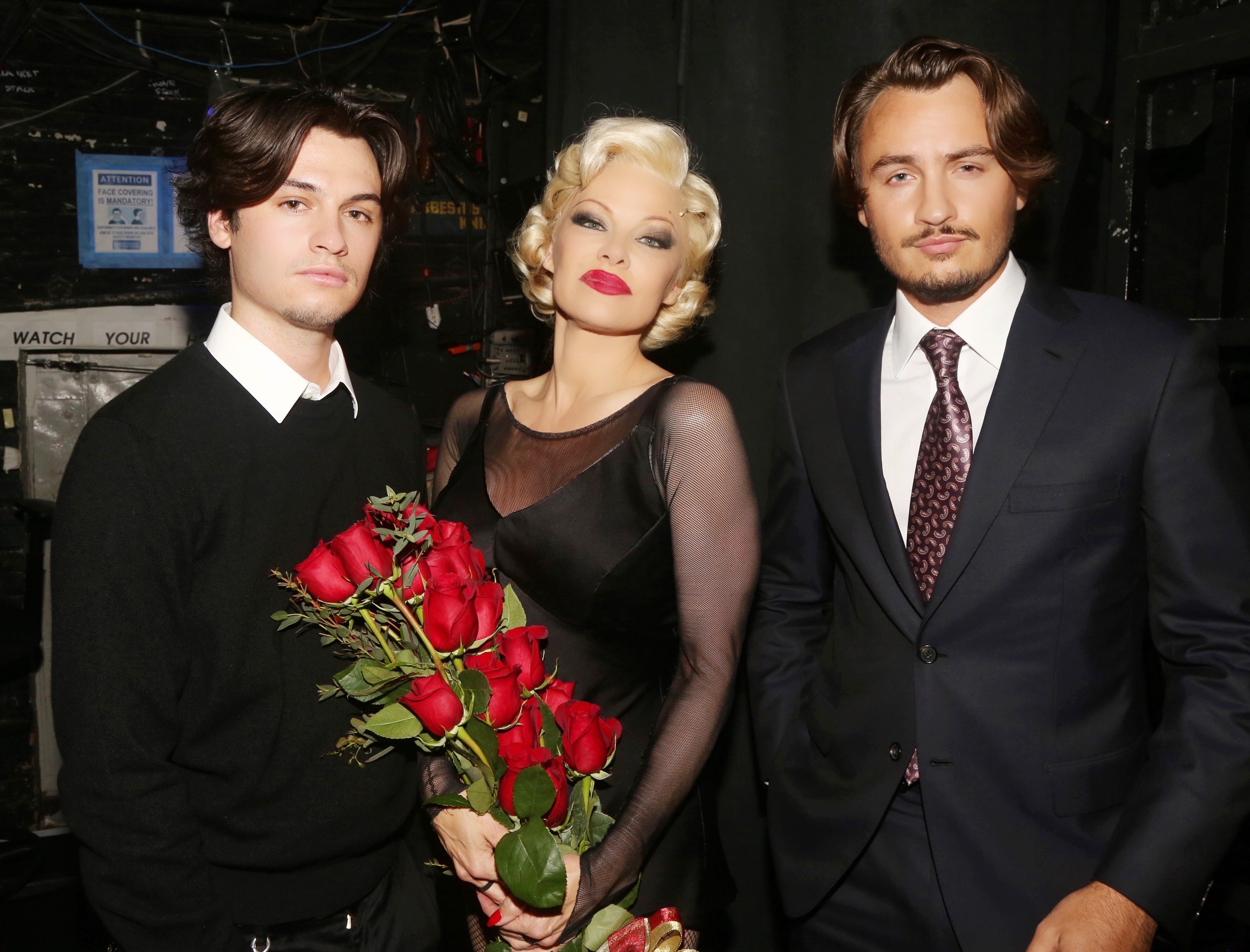Dylan Jagger Lee, Pamela Anderson e Brandon Thomas (Foto: Getty Images)