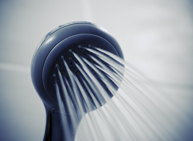 Trocar a resistência do chuveiro não é tão complicado quanto parece. Confira as dicas! (Foto: Pixabay / Reprodução)