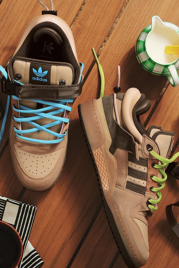 Tênis "The First Coffee" da Adidas em parceria com Bad Bunny (Foto: Reprodução/Instagram @adidasoriginals)