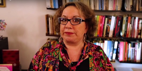 A psicanalista Regina Navarro Lins (Foto: Reprodução /  YouTube)