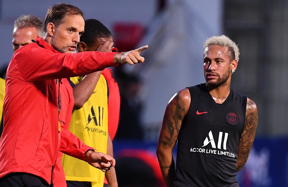 Neymar Thomas Tuchel treino China PSG — Foto: Franck Fife/AFP