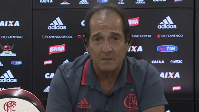 Muricy elogia o setor ofensivo do Fla, mas pede mais um reforço para defesa