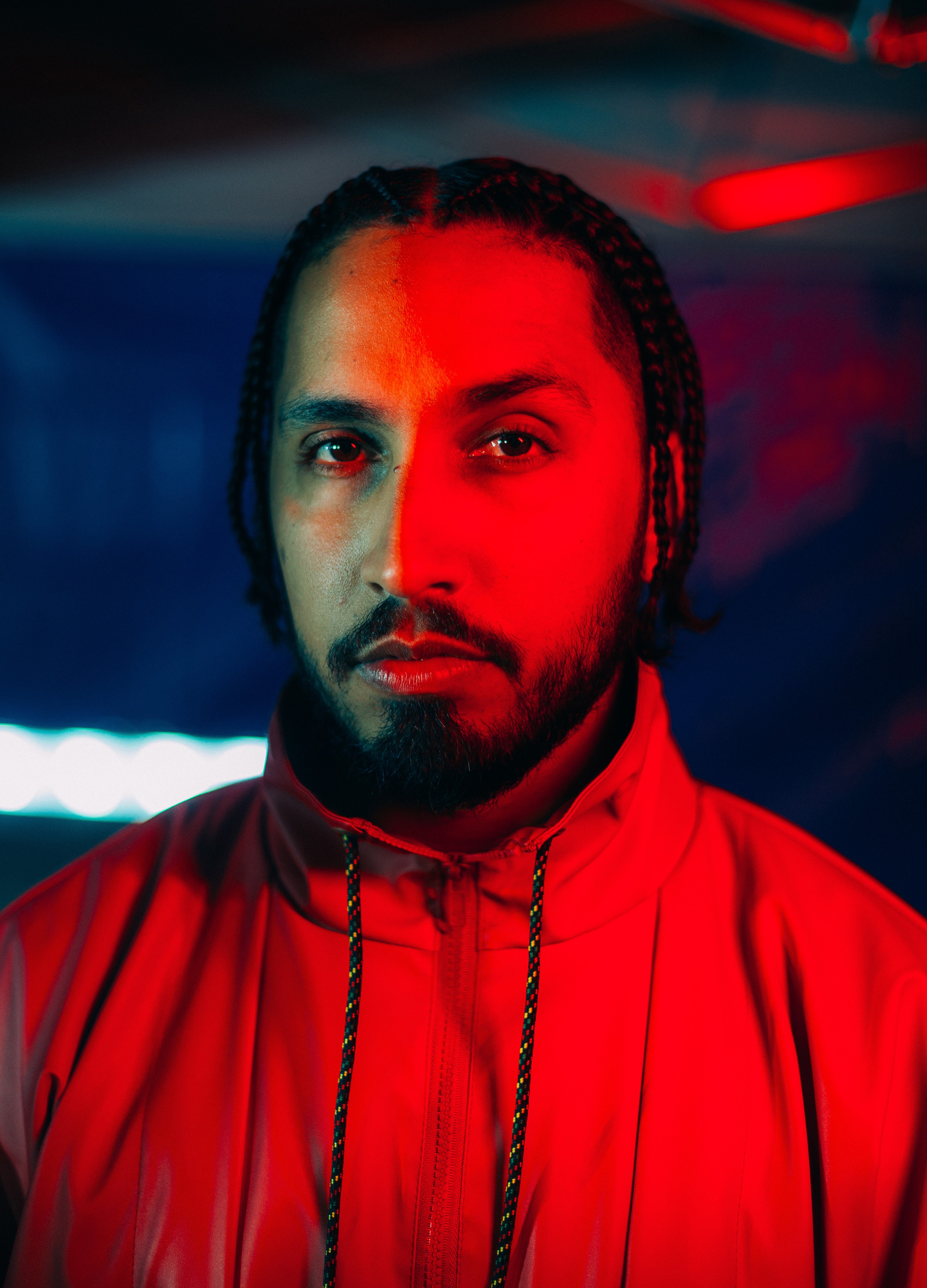 Rashid cita 'Matrix', Chico Science e Grandmaster Flash na narrativa do single 'Pílula vermelha, pílula azul'