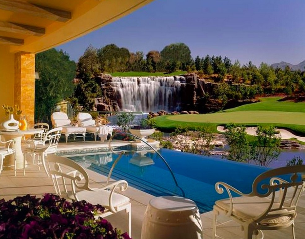 O quintal do quarto do resort que está hospedando a cantora Adele em Las Vegas — Foto: Divulgação