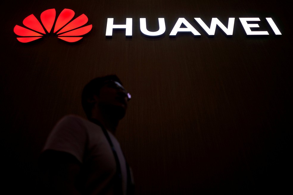 Depois de colocar Huawei em lista de empresas proibidas de manter negócios no país, EUA garantem licença temporária para Huawei. — Foto: REUTERS/Aly Song