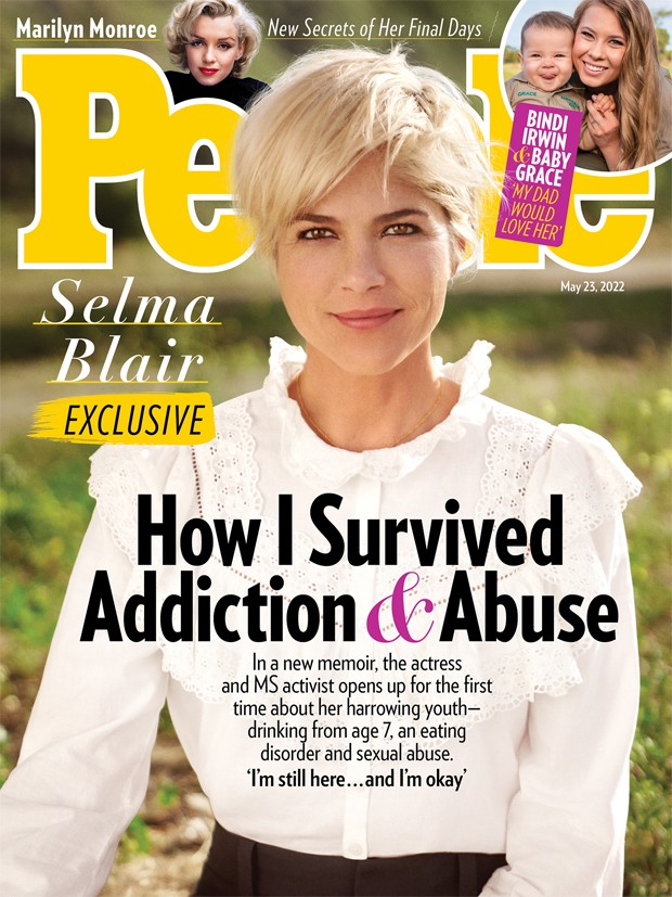 Selma Blair é capa da nova edição da People (Foto: Reprodução / Instagram)