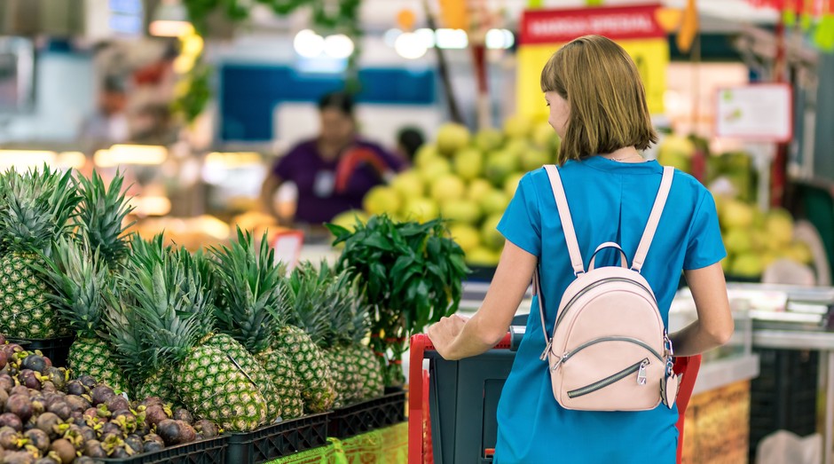 Consumidor deve seguir recomendações de saúde ao fazer compras (Foto: Pexels/Reprodução )