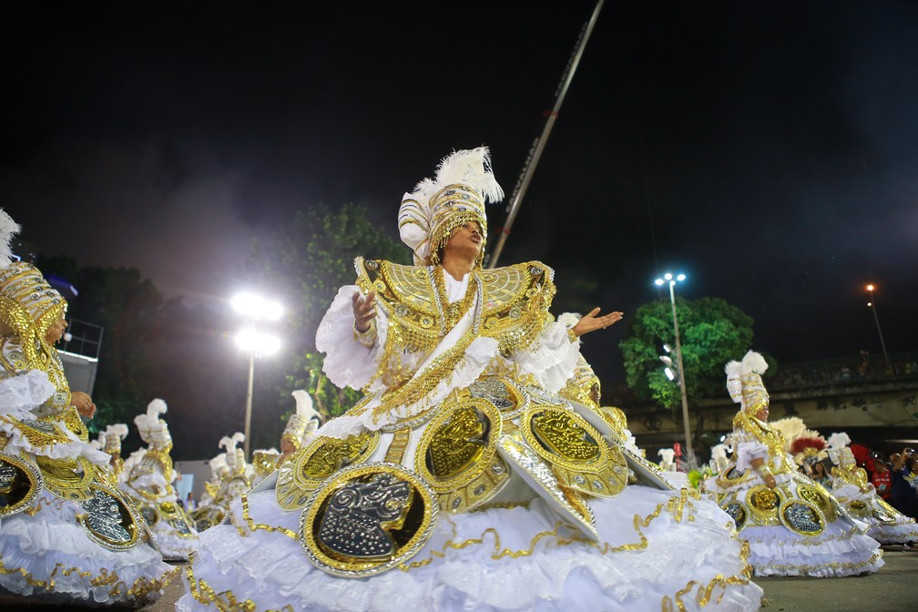 Ala de baianas da Imperatriz Leopoldinense â€” Foto: Rodrigo Gorosito/G1