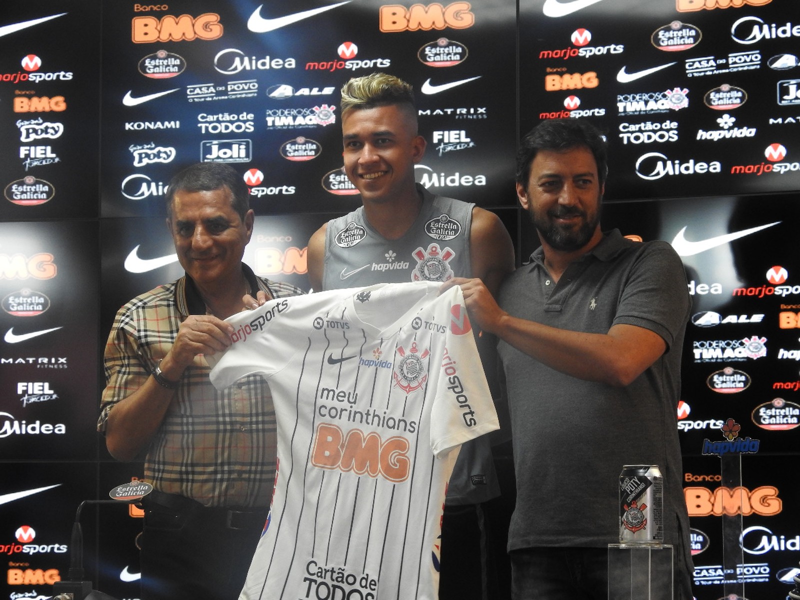 [ENQUETE] Cantillo será o volante que o Timão quer em 2020?