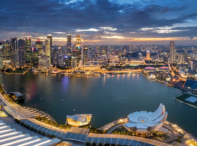 Como, em 54 anos, Cingapura deixou de ser uma pequena  cidade portuária para se transformar no país mais inovador da Ásia e uma das economias mais pujantes do mundo (Foto: Getty Images)