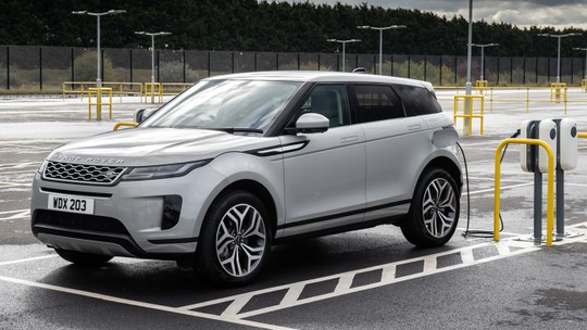 Range Rover Evoque deve ser primeiro carro elétrico da Land Rover e pode chegar em 2024