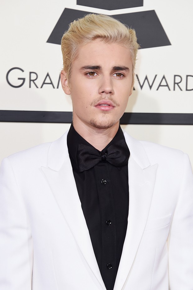 Justin Bieber: black tie cool, ao estilo do cantor (Foto: Getty Images)