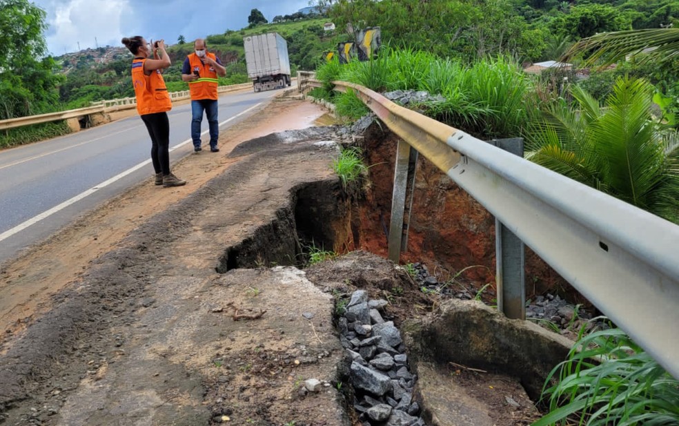 Rodovias baianas são afetadas pelas chuvas que atingem o estado desde novembro — Foto: Divulgação/Sudec