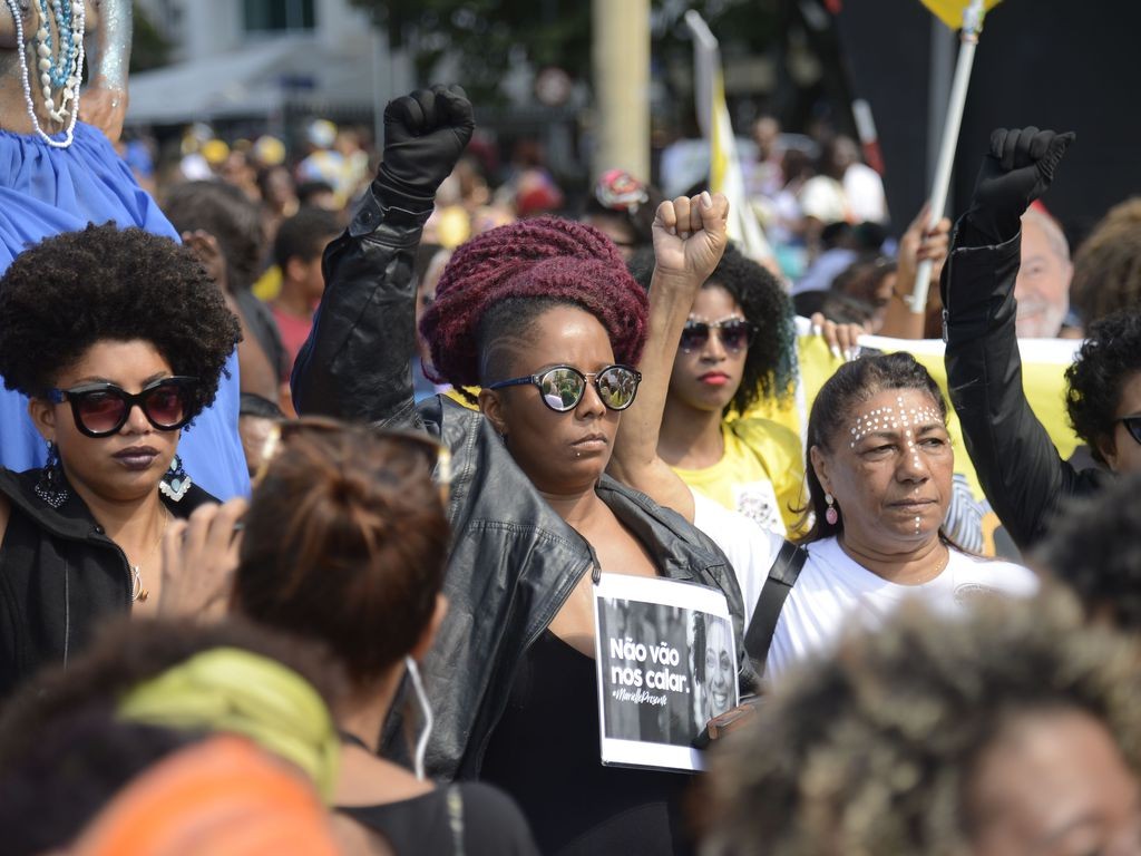 Mais da metade das brasileiras se considera feminista, revela pesquisa. Acima: Quarta Marcha das Mulheres Negras em Copacabana, no Rio de Janeiro (Foto: Tomaz Silva/Agência Brasil)