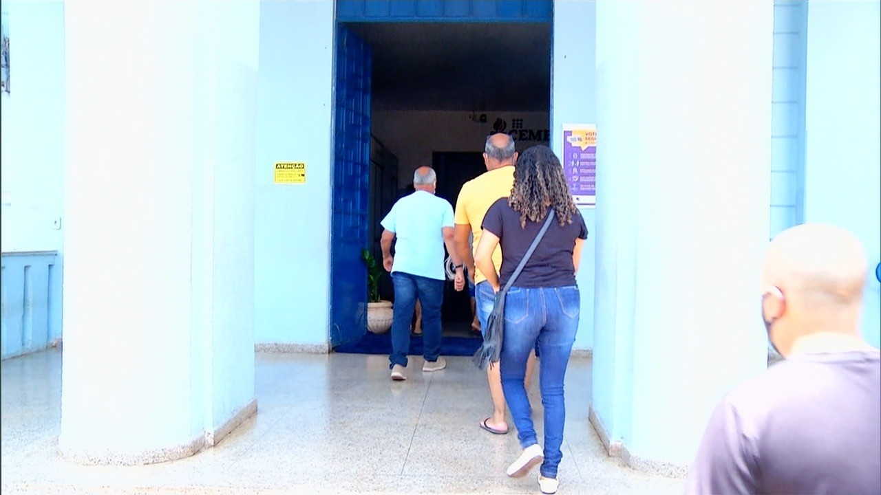 Apesar da falta de mesários, votação segue sem filas em Rio Verde