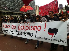 Marcha Antifascista' reúne mil pessoas em caminhada até a Luz | São Paulo | G1