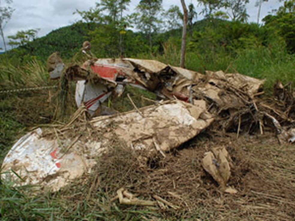 Aeronave agrícola caiu perto de pista de pouso em Corupá em 2011; Piloto morreu  — Foto: Lucio Sassi/A Notícia/Ag.RBS