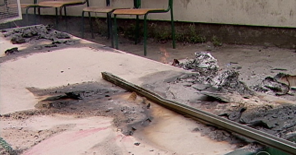 G1 - Incêndio causa estrago em salas de escola na Grande Florianópolis -  notícias em Santa Catarina