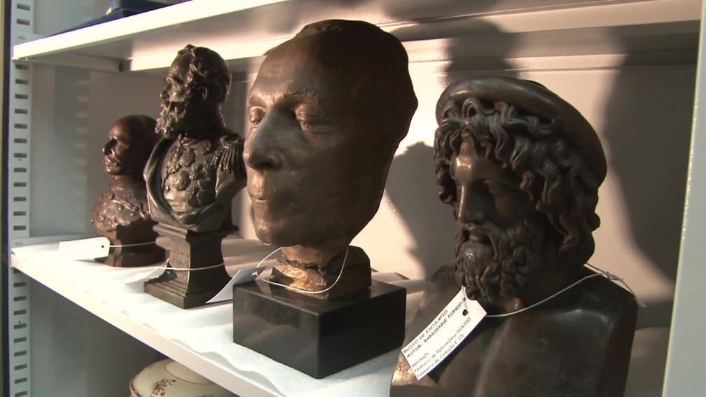Obras guardadas na nova reserva tÃ©cnica do Museu HistÃ³rico da Cidade do Rio de Janeiro, na GÃ¡vea â Foto: Gustavo Wanderley/ G1