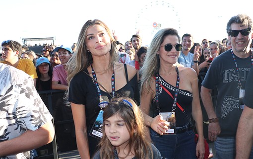 Grazi Massafera com a filha,  Sofia Marques, e Ingrid Guimarães
