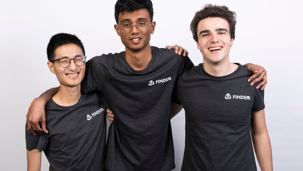 Fundadores da Finderr, startup que usa IA para ajudar pessoas com deficiências visuais (Foto: Divugação)