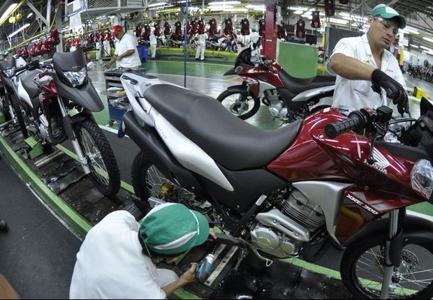 Emprego ; produção industrial ; indústria ; fábrica de motocicletas ; trabalhador ; PIB do Brasil ;  (Foto: Arquivo/Agência Brasil)