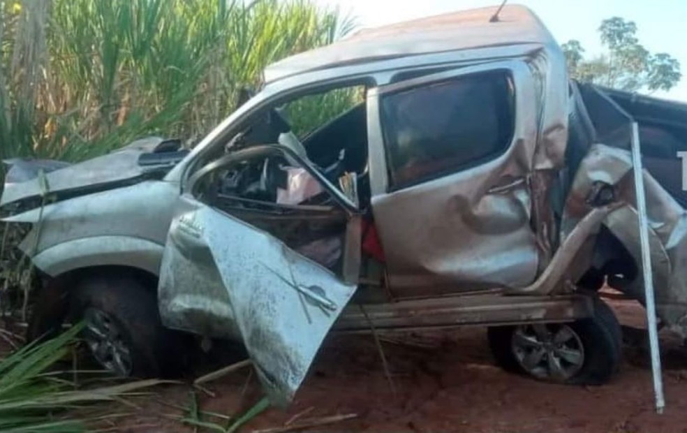 Motorista morre após ser lançado de caminhonete em Urupês — Foto: Arquivo Pessoal