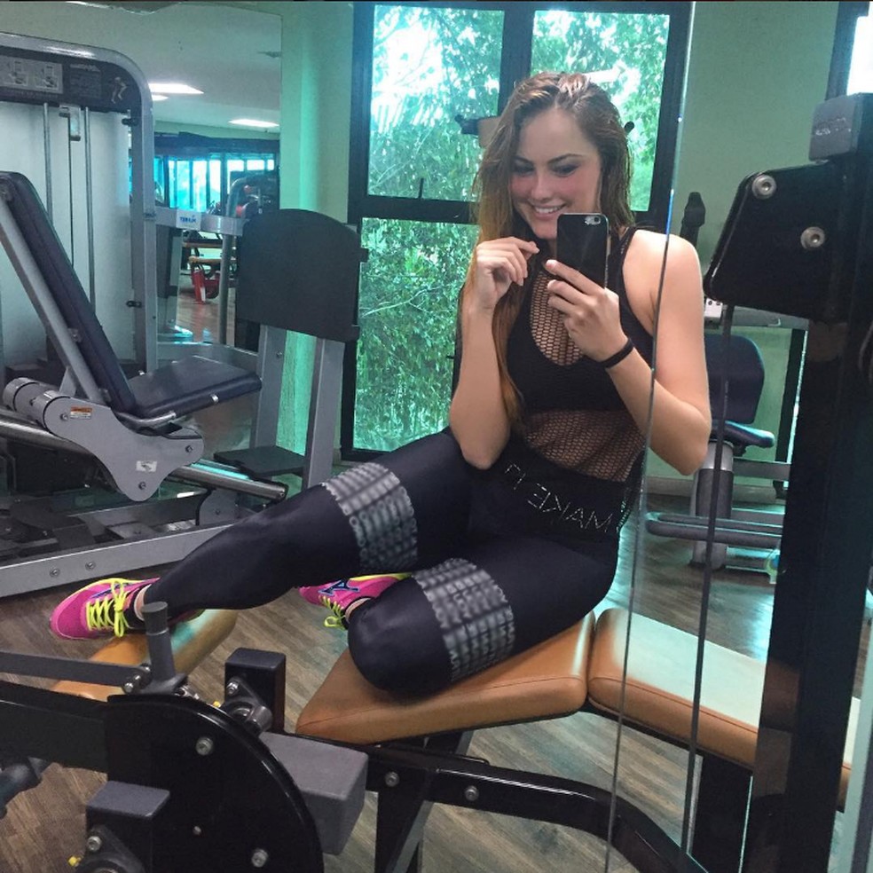 Mas um programa de reeducação alimentar e disciplina nos exercícios devolveu para a atriz formas 12 quilos mais enxutas e mais saúde! (Foto: Arquivo pessoal)