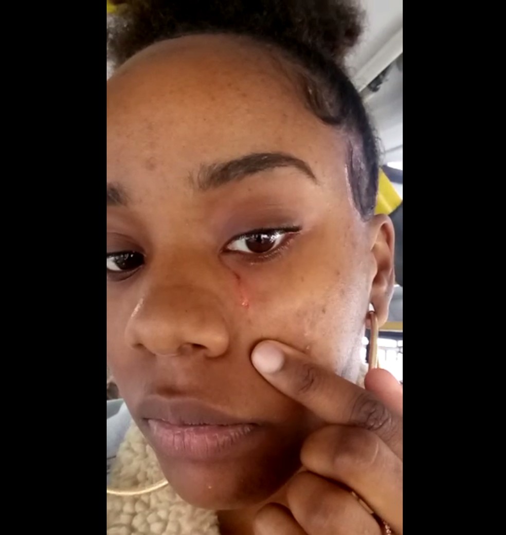 Alanne FranÃ§a, foi alvo de ataque racista dentro de Ã´nibus em SÃ£o Paulo (Foto: Arquivo Pessoal/ReproduÃ§Ã£o)