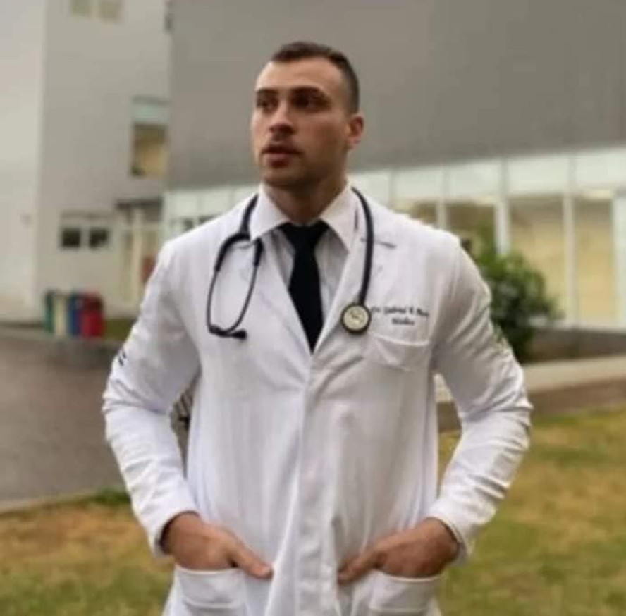 Gabriel Paschoal Rossi, de 29 anos, foi encontrado morto em casa de Dourados (MS)