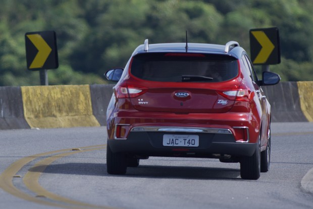 JAC T40 CVT (Foto: Divulgação) JAC T40 CVT (Foto: Divulgação)