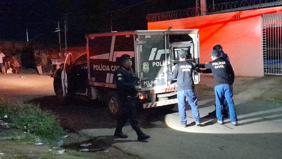 Homem é morto com tiros na cabeça e a Polícia investiga o crime — Foto: Wanderson Caldeira / arquivo 