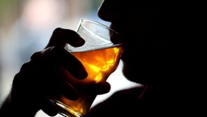 Cerveja; homem bebendo (Foto: Getty Images)