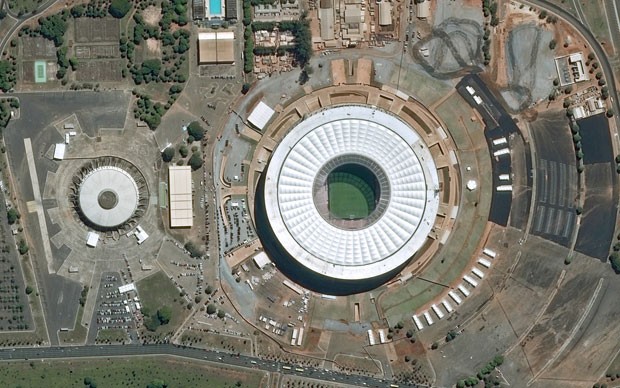 Estádio Nacional, em Brasília, em foto de satélite divulgada em 28 de maio de 2014 (Foto: CNES 2014 Distribution Astrium Services/Spot Image S.A/AFP)