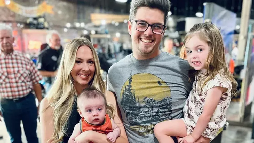  Lilly Jane, 2, e seu irmão mais novo, Hollace Dean, não resistiram ao ataque — Foto: Reprodução Facebook