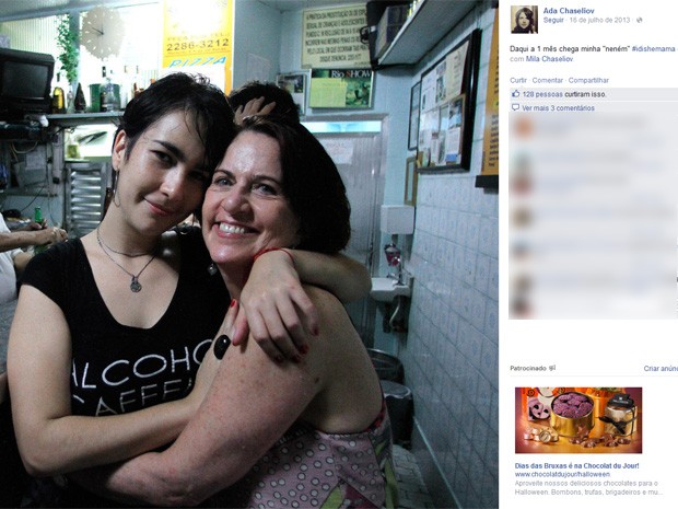 Ada Chaseliov e a filha, Mila. (Foto: Reprodução/ Facebook)