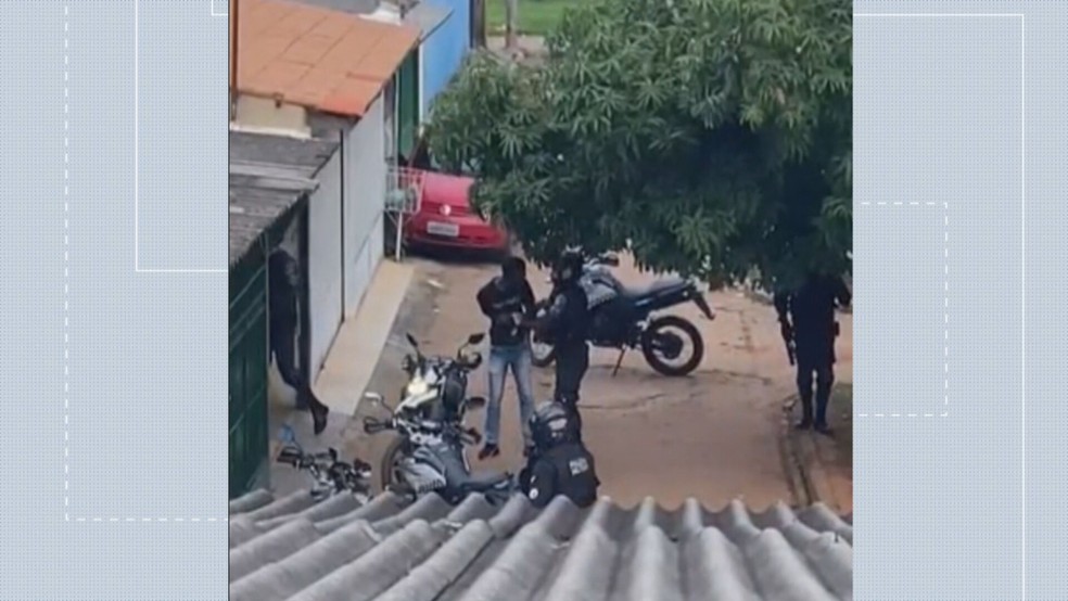 Marlon Afonso da Silva, de 24 anos, denuncia violência policial no DF — Foto: TV Globo/Reprodução