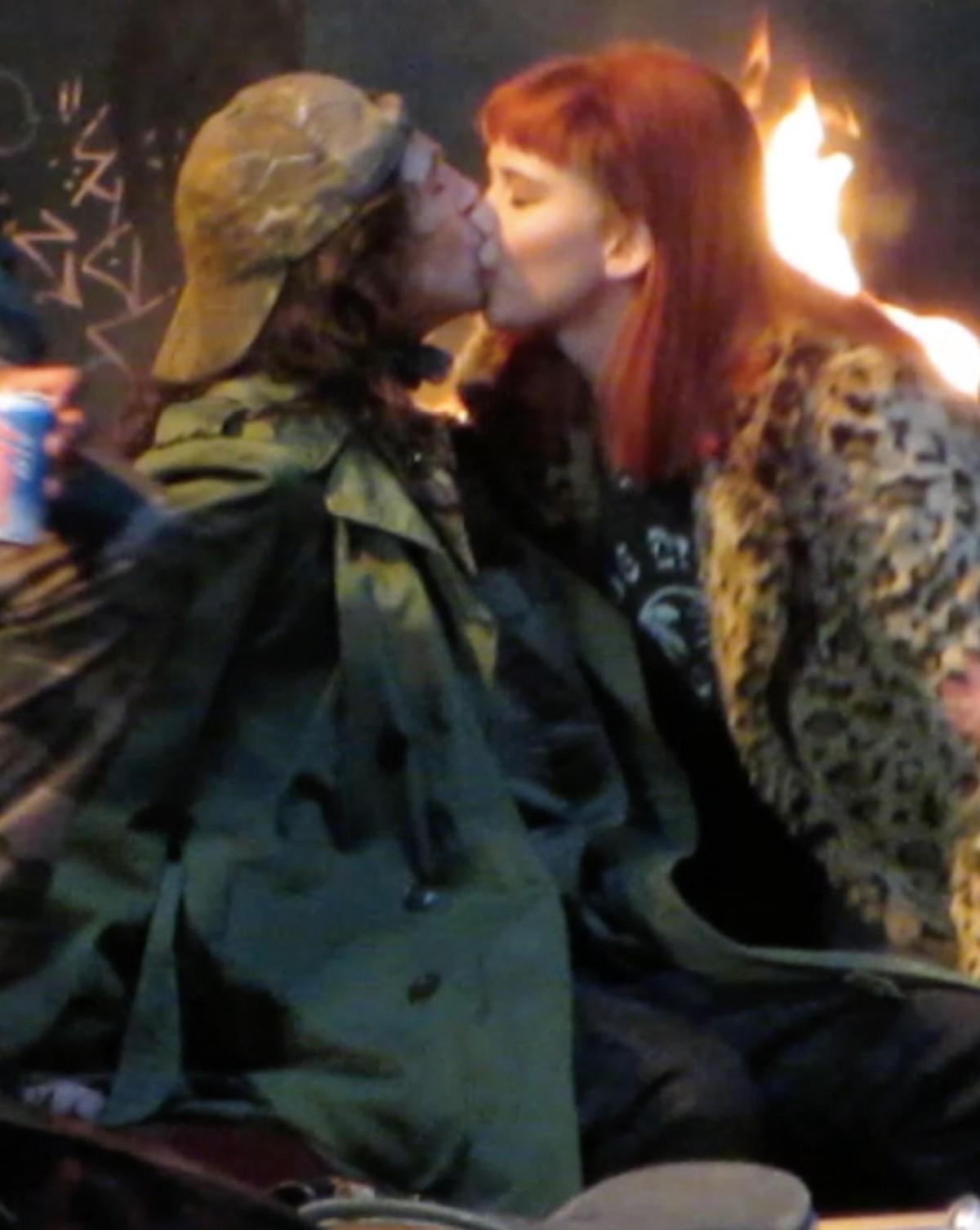 Jennifer Lawrence e Timothée Chalamet gravam cenas de beijo do filme Dont Look Up (Foto: Grosby Group)
