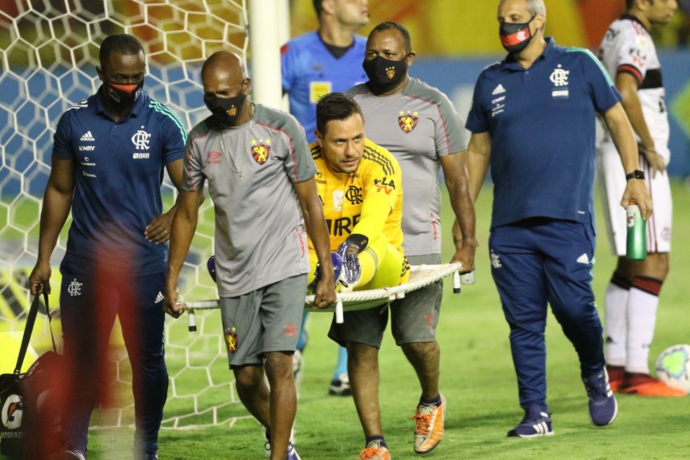 Diego Alves Sport x Flamengo &mdash; Foto: Marlon Costa/Pernambuco Press