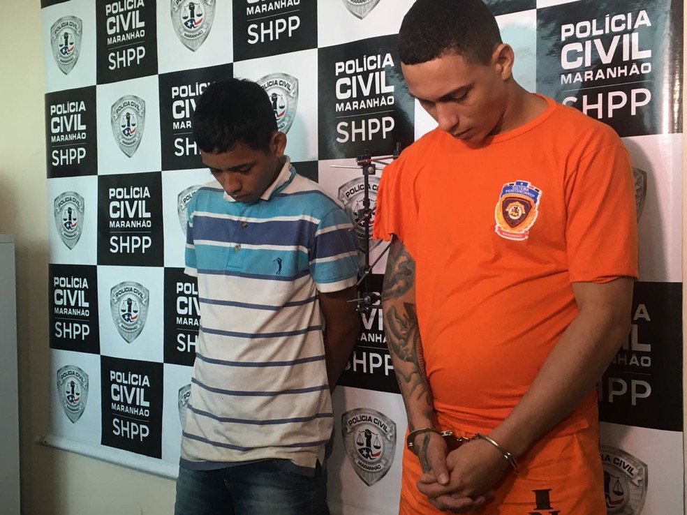 Nathanael dos Santos (esquerda) e Wanderson de Morais (direita) foram apresentados pela polÃ­cia â Foto: DivulgaÃ§Ã£o/PolÃ­cia Civil