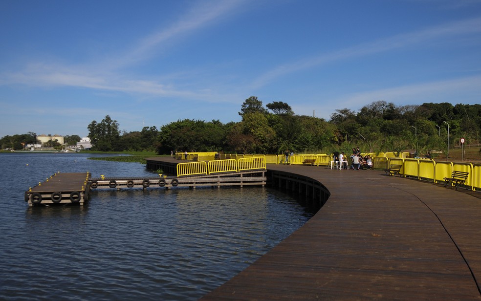 Deck Sul faz parte do projeto de recuperação da orla do lago — Foto: Dênio Simões/Agência Brasília